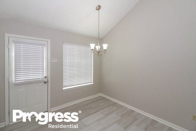 Building Photo - 2791 Van Leer Dr