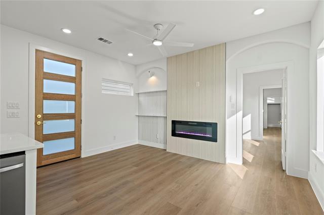 Foto del edificio - 2219 Hooper St