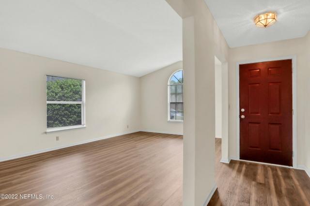 Building Photo - 3 bedroom in Jacksonville FL 32246