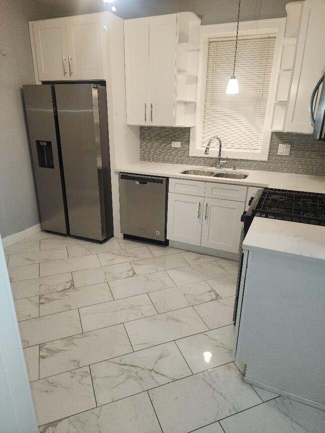 Foto del edificio - 4846 W Haddon Ave