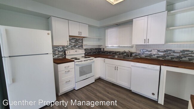 Building Photo - 4 br, 2 bath House - 4824 W Rosewood