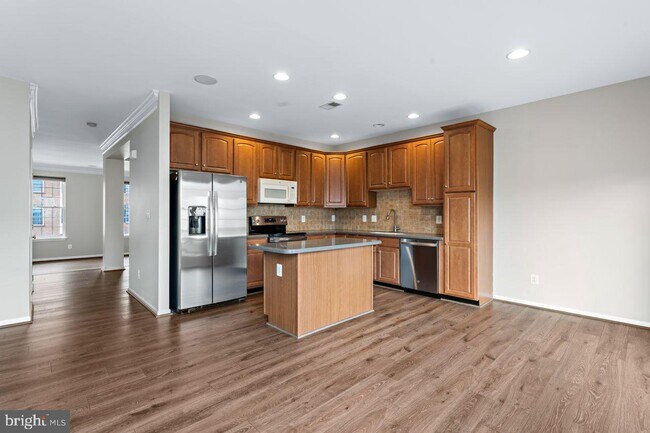 Building Photo - 202 Grassy Ridge Terrace