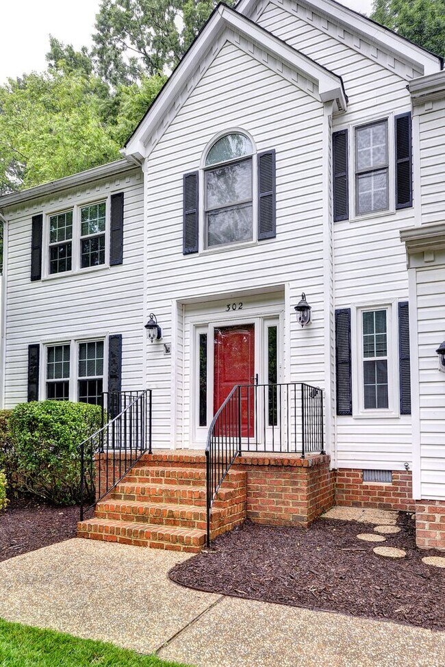 Foto del edificio - Woods of Tabb Home on a Quiet Street.