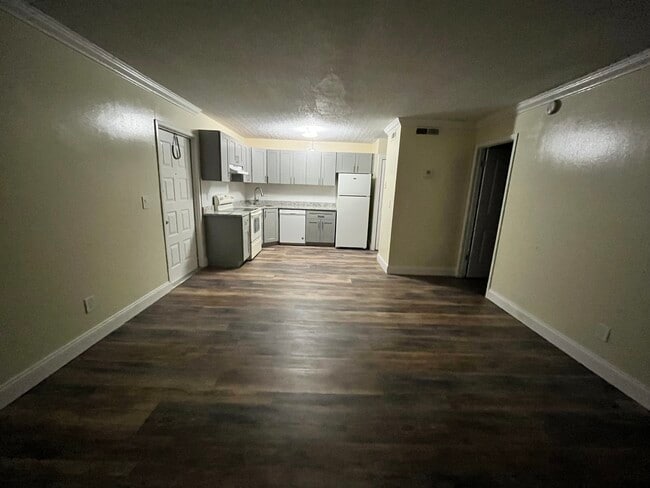 Building Photo - 8205 Sun Spring Cir
