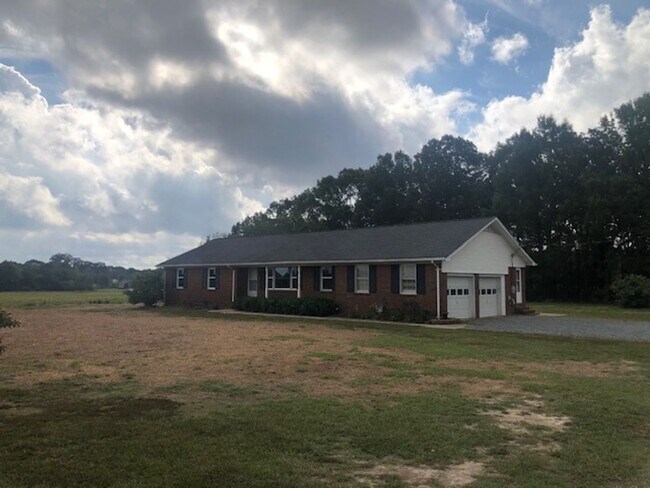 Building Photo - Beautiful Country Living with the Ranch House on 1 Acre of Land! COMING SOON!