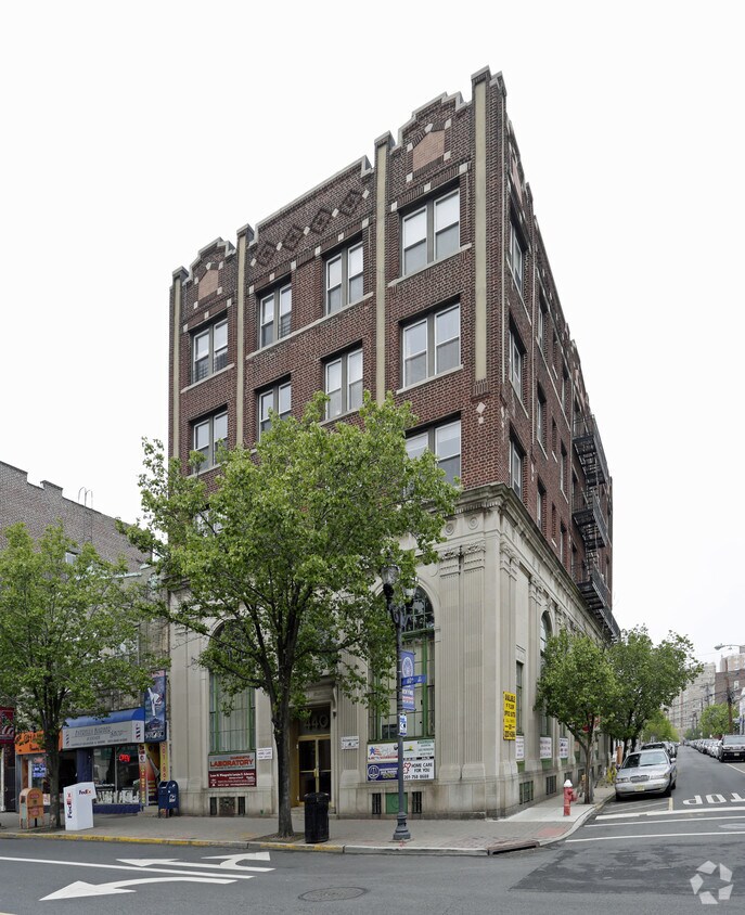 Foto del edificio - 440 60th St