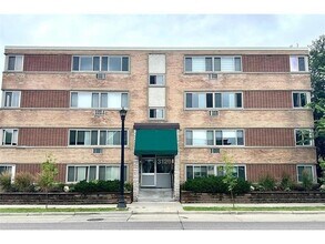 Building Photo - 3120 Hennepin Ave S