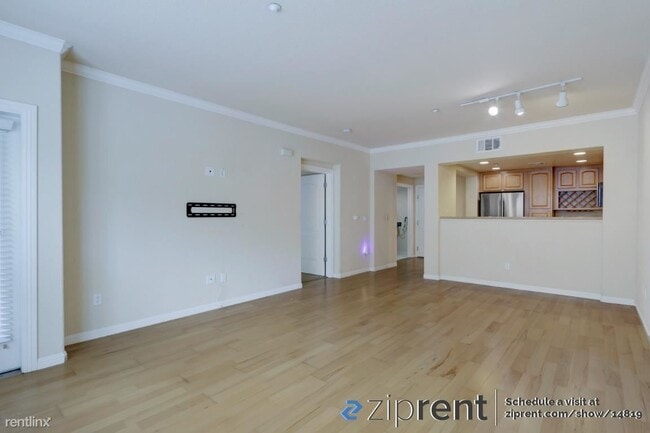 Building Photo - 1 br, 1 bath Condo - 2230 Gellert Boulevar...