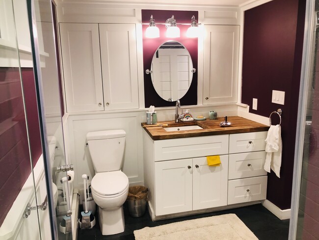 Foto del edificio - 8 Rustlewood Dr