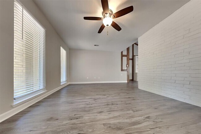 Building Photo - 3819 Honey Brook Dr