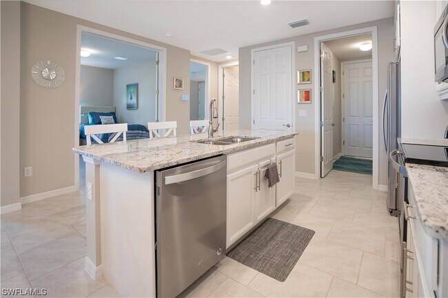 Foto del edificio - 14591 Edgewater Cir