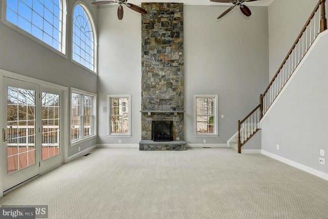 Building Photo - 43404 Blantyre Ct