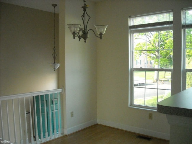 Building Photo - 82 Olentangy Pt