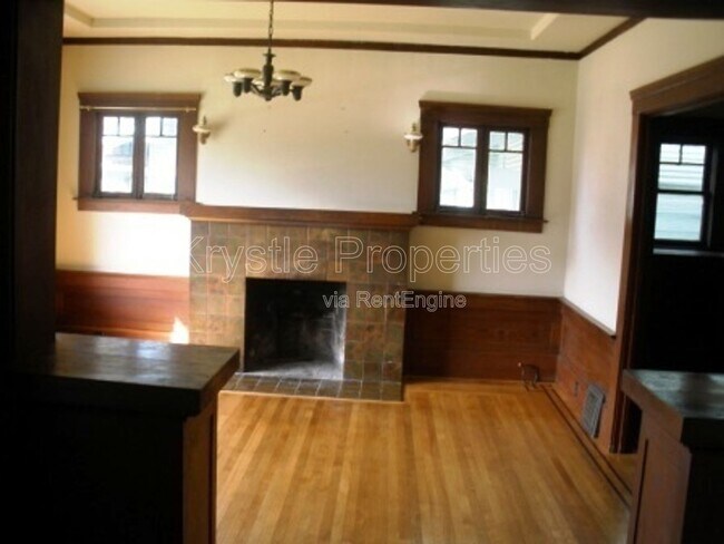 Foto del edificio - 1026 Carolina St