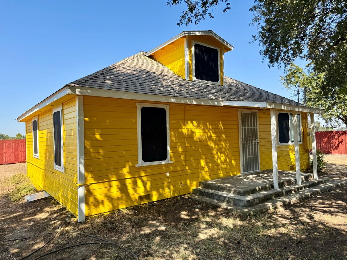 Primary Photo - Charming Country Retreat Surrounded by Orc...