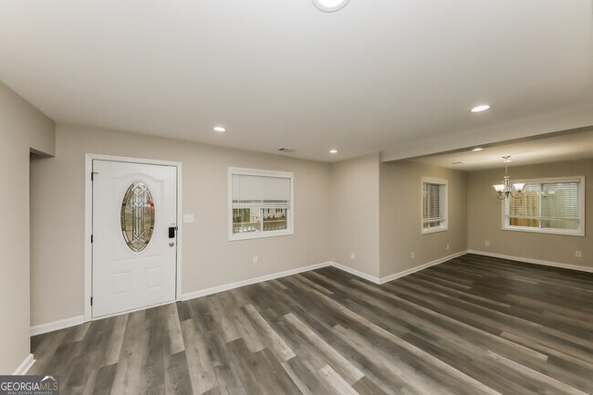 Foto del edificio - 3539 Meadowview Dr