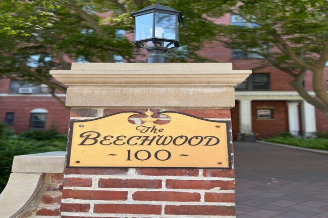Foto del edificio - 100 Prospect Ave