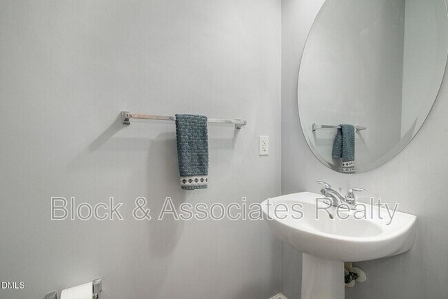 Foto del edificio - 108 Buchanan Ln