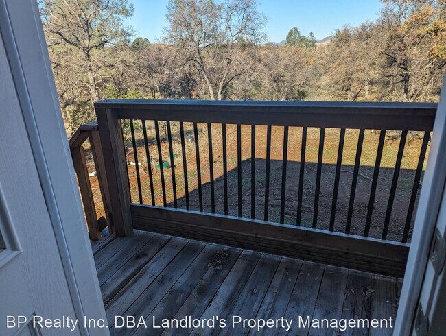 Building Photo - 4 br, 2 bath House - 14580 Azucena Court