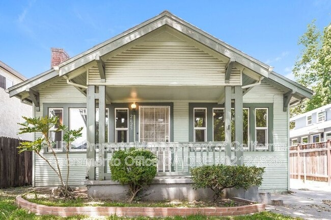 Photo - 2625 D St House
