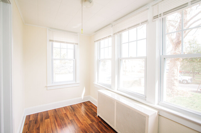 Sun Porch - 615 N Lafayette Ave