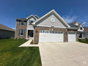 Building Photo - 2080 E 110th Ln