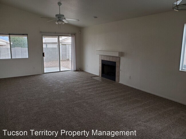 Building Photo - 3 br, 2 bath House - 6413 E 42nd Street