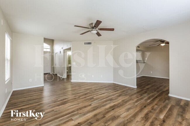Foto del edificio - 7547 W Comet Ave