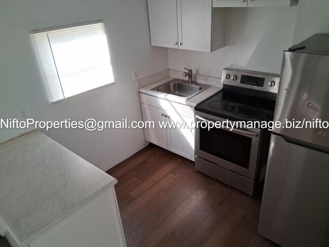 Foto del edificio - 5612 Aenon Ln