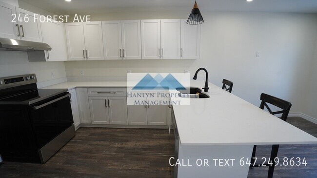 Photo du bâtiment - Gorgeous 1 Bedroom House with Loft