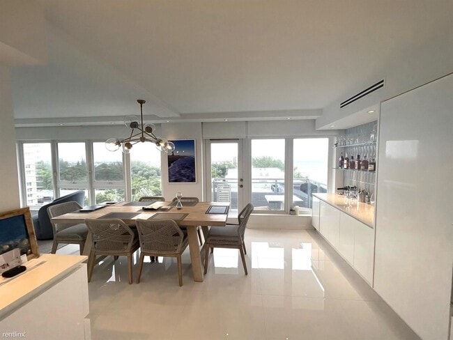 Building Photo - 2 br, 2 bath Condo - 2066 N Ocean Blvd Apt...