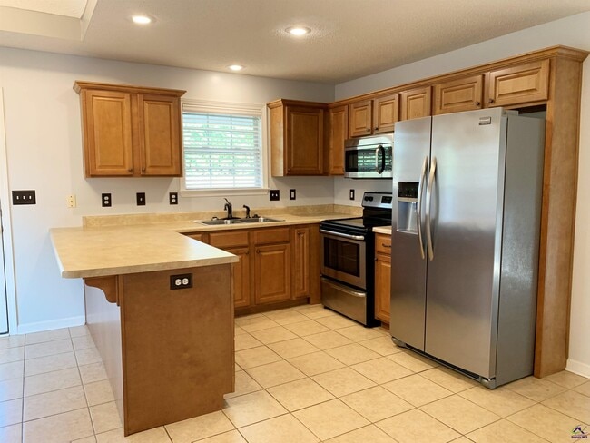 Foto del edificio - 110 Amber Dr