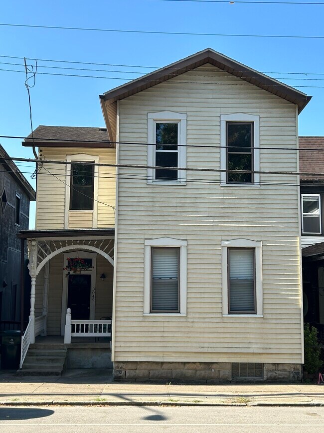 Curb view - 3049 Riverside Dr