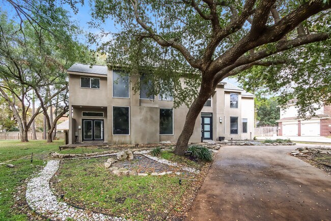 Foto del edificio - 10518 Moorcreek Dr