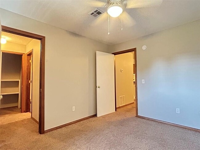 Foto del edificio - 1650 N Sang Ave