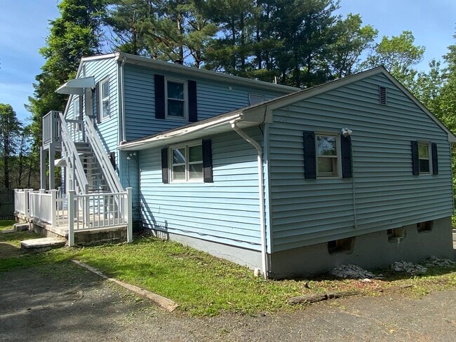 Building Photo - 95 Grilleytown Rd