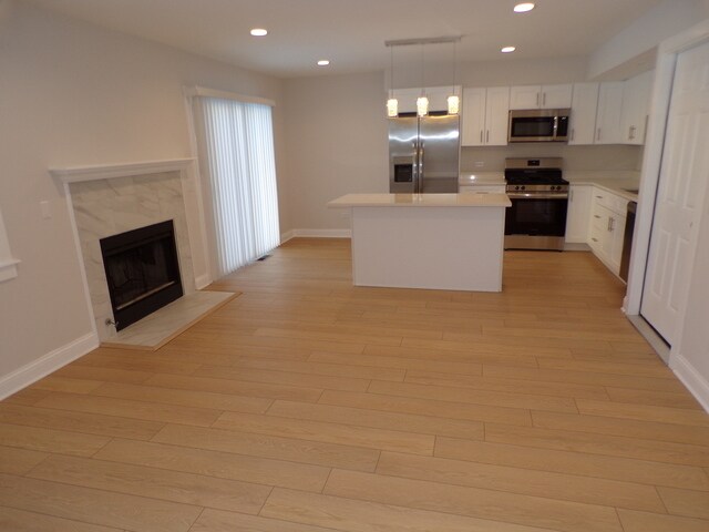 Building Photo - 736 Eletson Dr