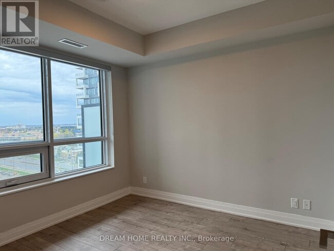 Building Photo - 18 Water Walk Dr