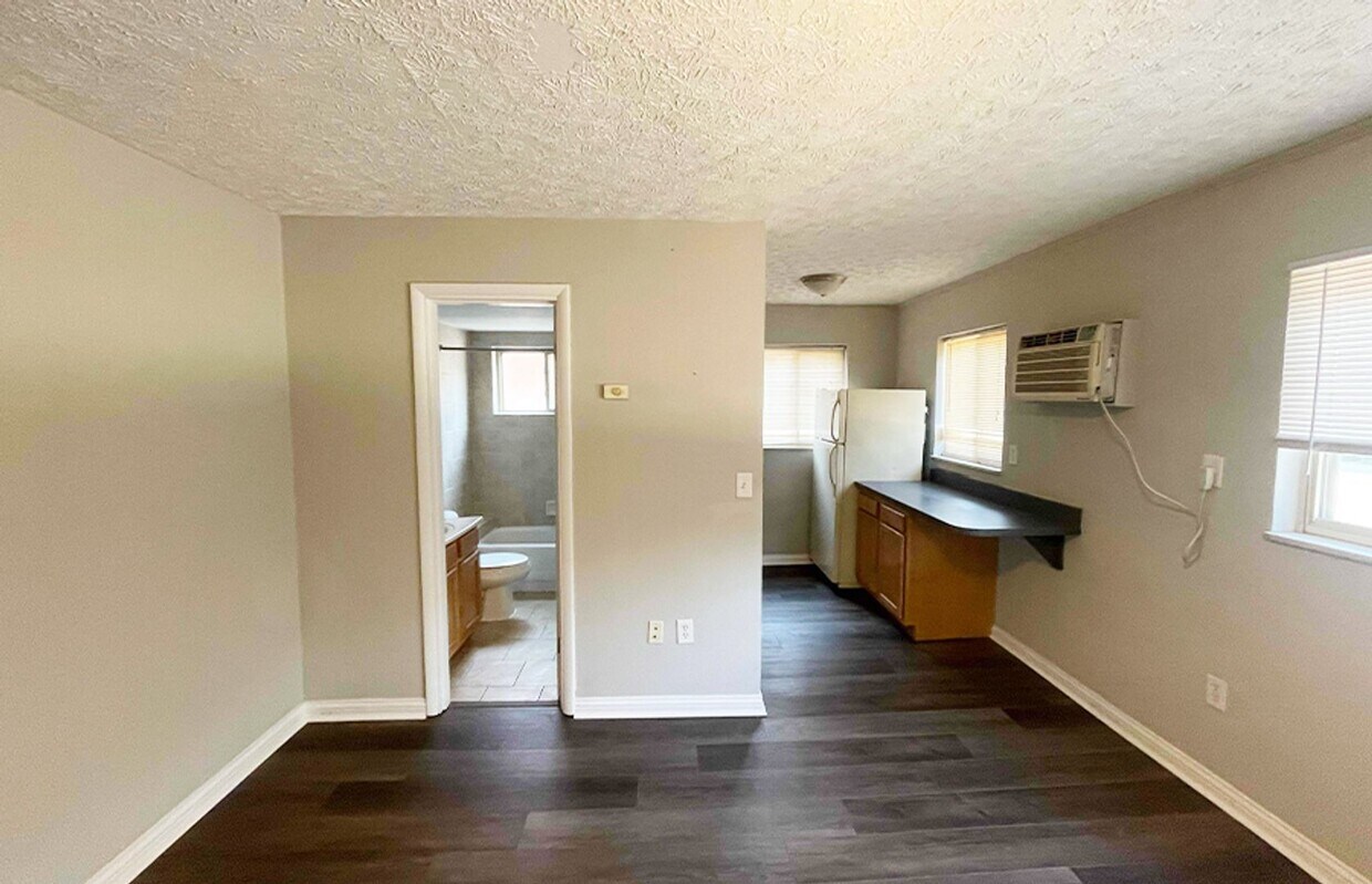 Foto principal - 555 Lowell Ave