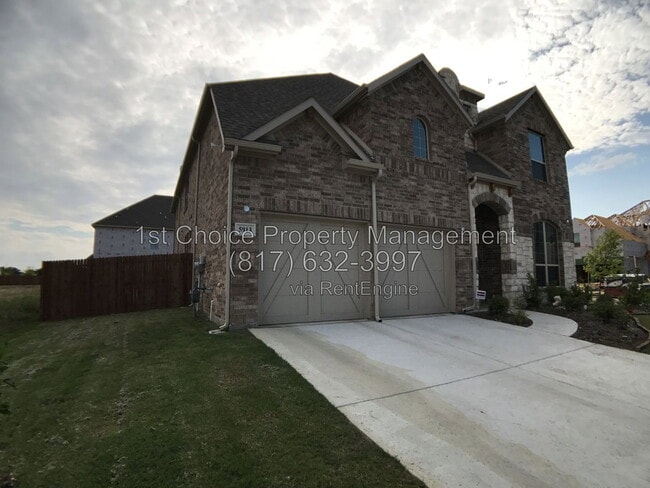 Building Photo - 5913 Richmond Dr