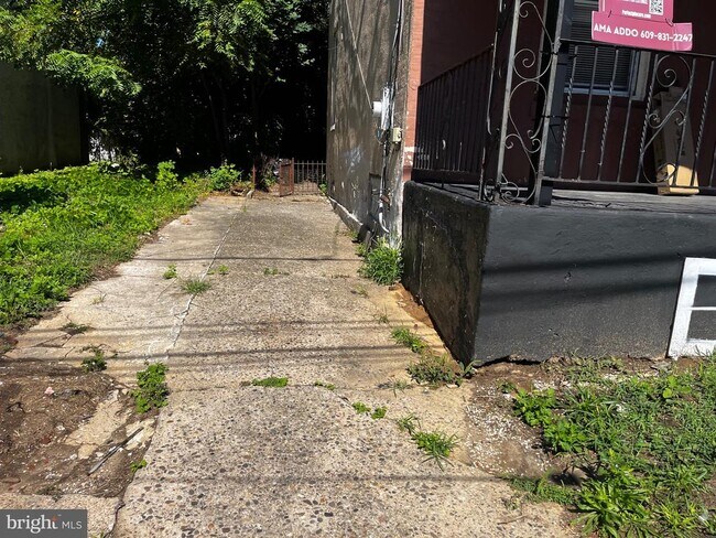 Foto del edificio - 7129 Yocum St