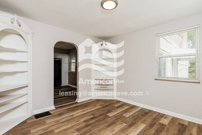 Foto del edificio - 6429 Manning Rd