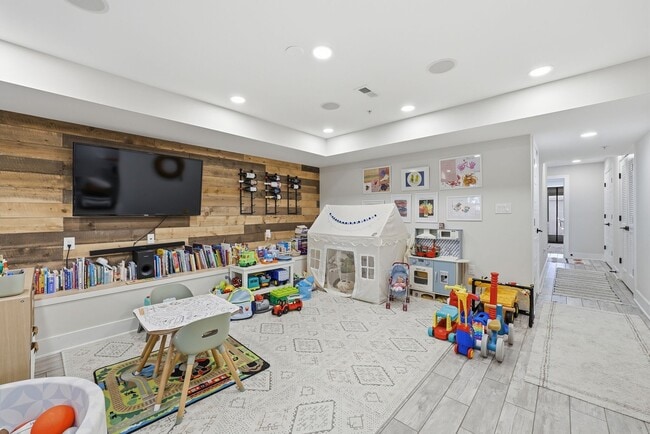 Building Photo - 756 Princeton Pl NW