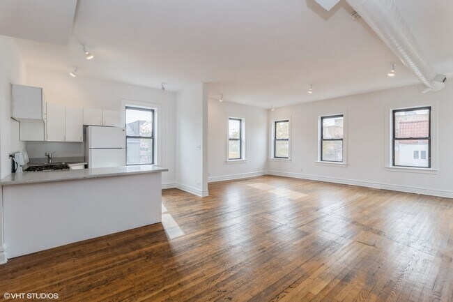 Foto del edificio - 1721 S Halsted St