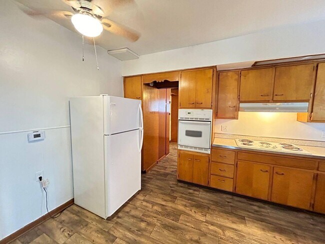 Foto del edificio - 4414 Kenneth Ave