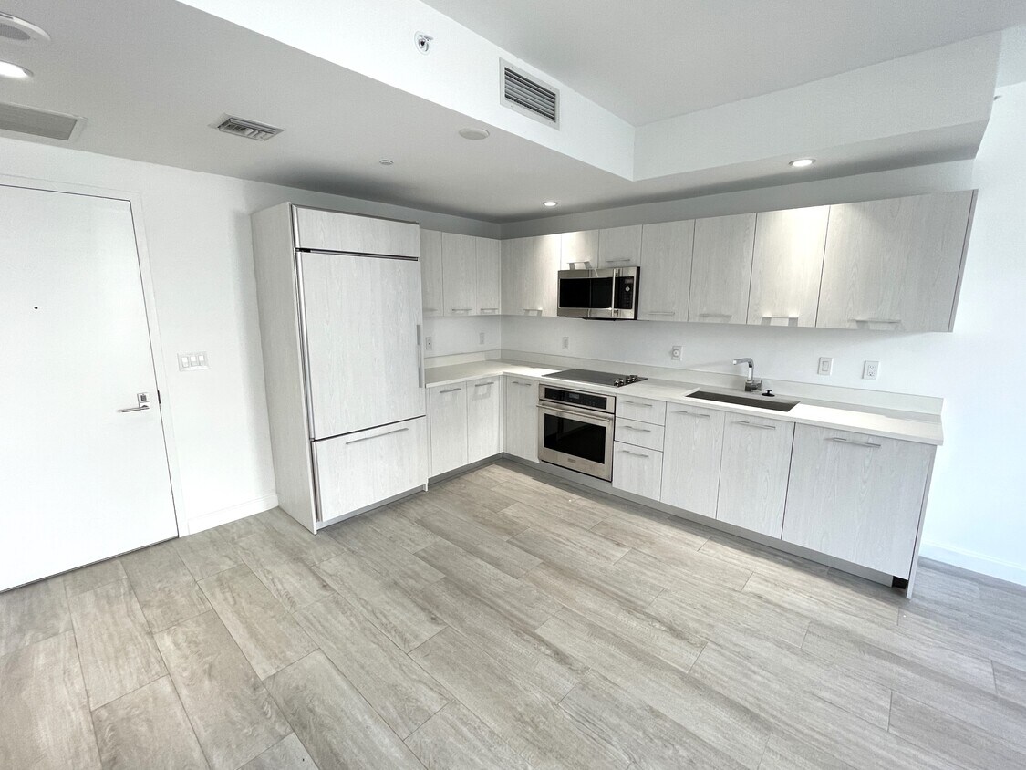Foto principal - 55 SW 9th St