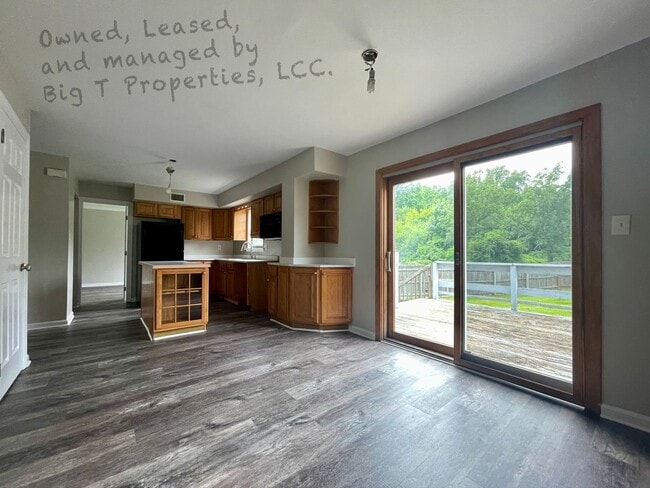 Building Photo - Newark, DE 4bd/2.5ba house ready for immediate move-in