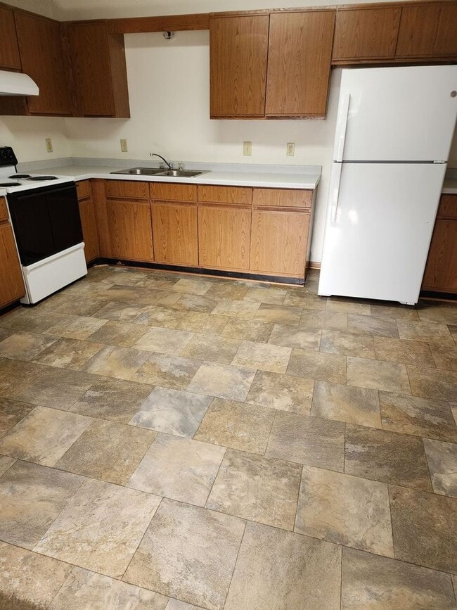 Building Photo - 3 Bedroom 1 Bath Apartments in Montgomery