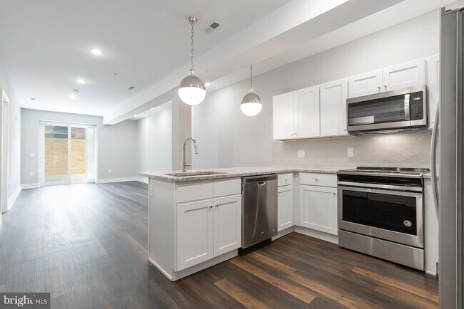 Foto del edificio - 45 W Haines St