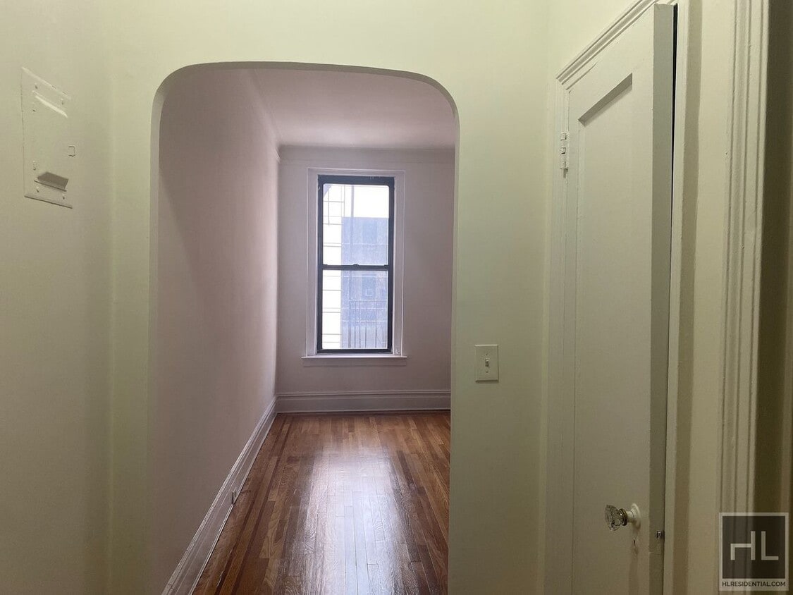 Building Photo - EAST 87 STREET